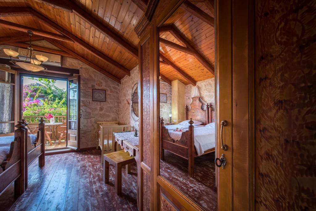 Ktima Kourou Guest House Planos  Bilik gambar